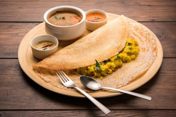 Masala-Dosa-delivered-in-train-only-on-foodonrail.com-website-at-khandwa